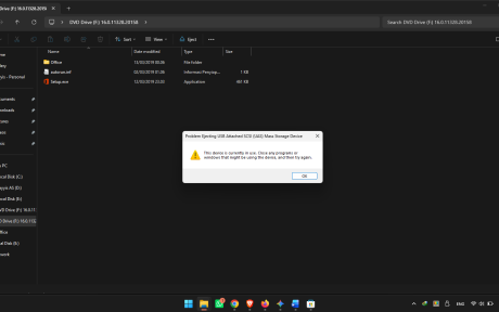 Fix The Action Can’t Be Completed Because the File Is Open in COM Surrogate